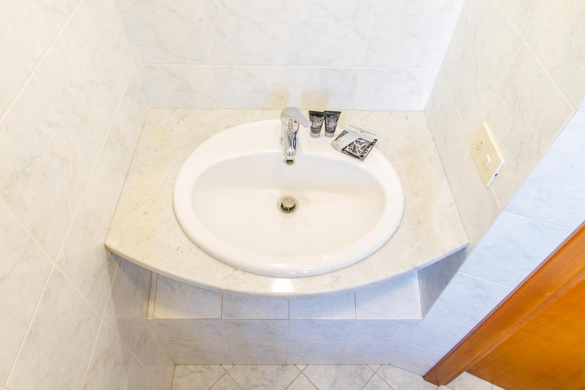 Hotel Ai Candelori Cefalù Esterno foto