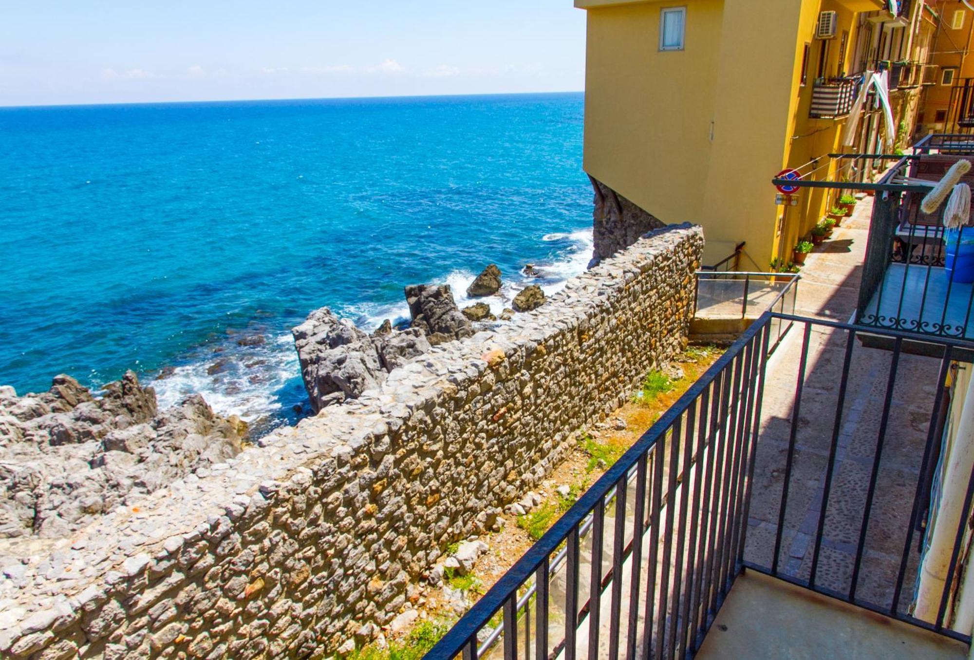 Hotel Ai Candelori Cefalù Esterno foto